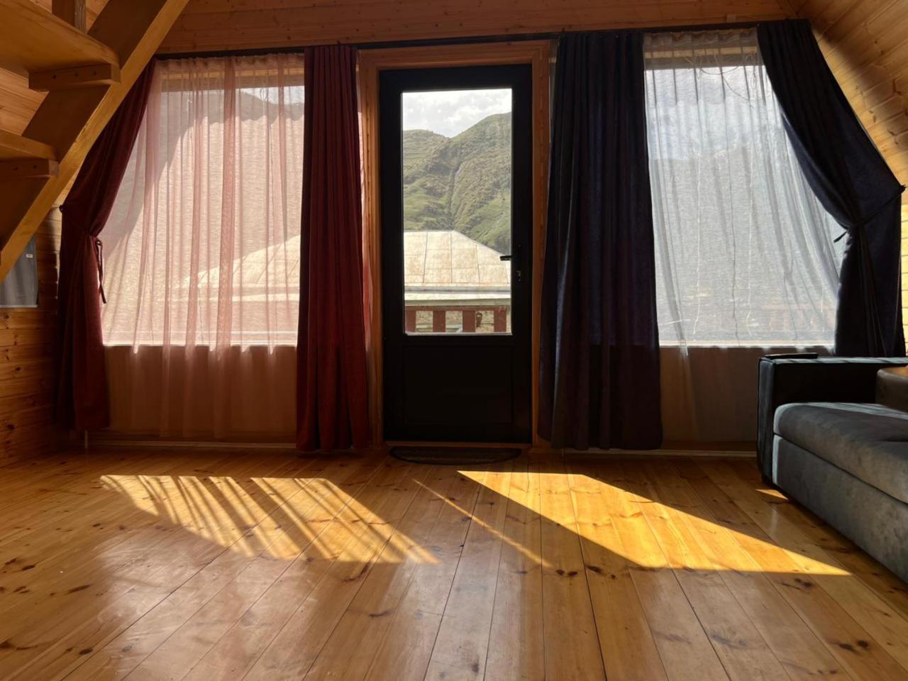 Vaso-Levani Kazbegi Cottage Exterior photo